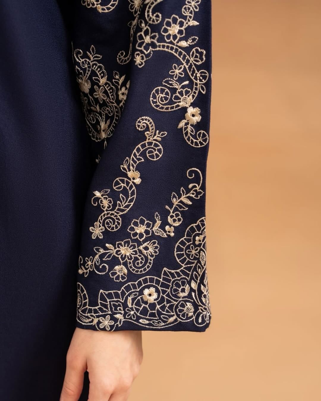 NOVA EMBROIDERY 2-PCS