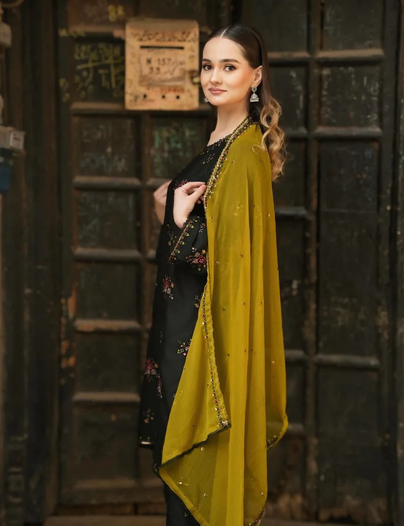 Allure Embroidered 3pc