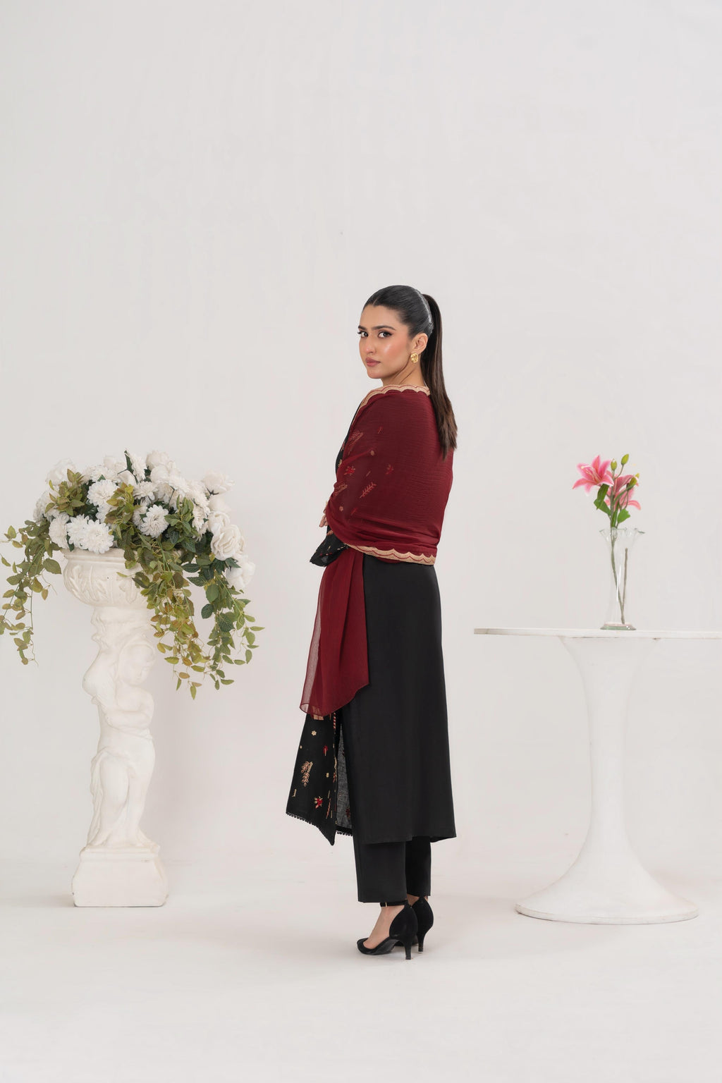 Diana Embroidered 3-Pcs