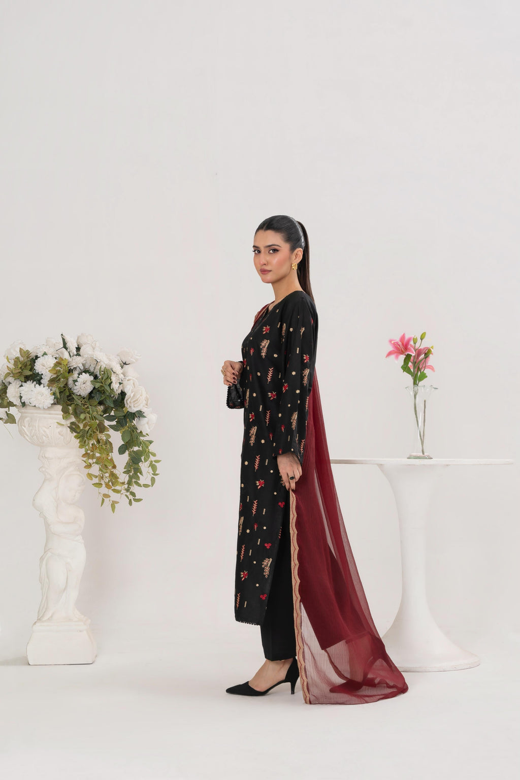 Diana Embroidered 3-Pcs